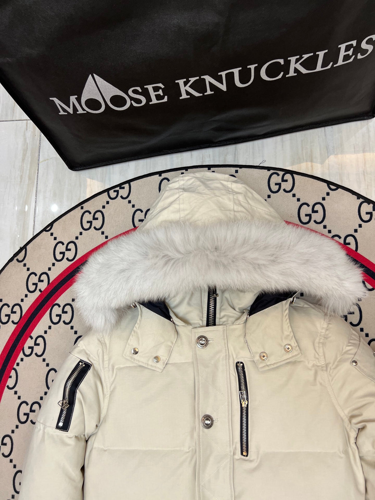Moose Knuckles Cream Short Down Parka