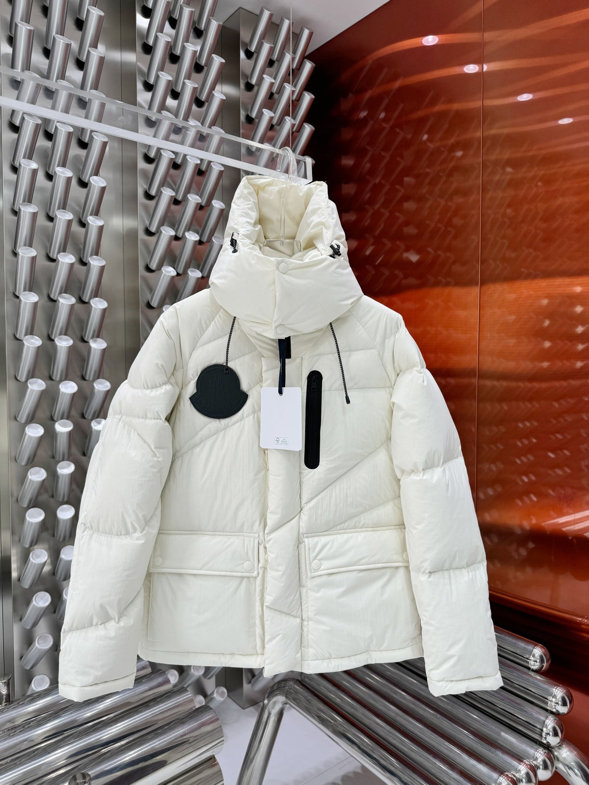 Moncler White Oversized-Baffle Hooded Short Down Jacket