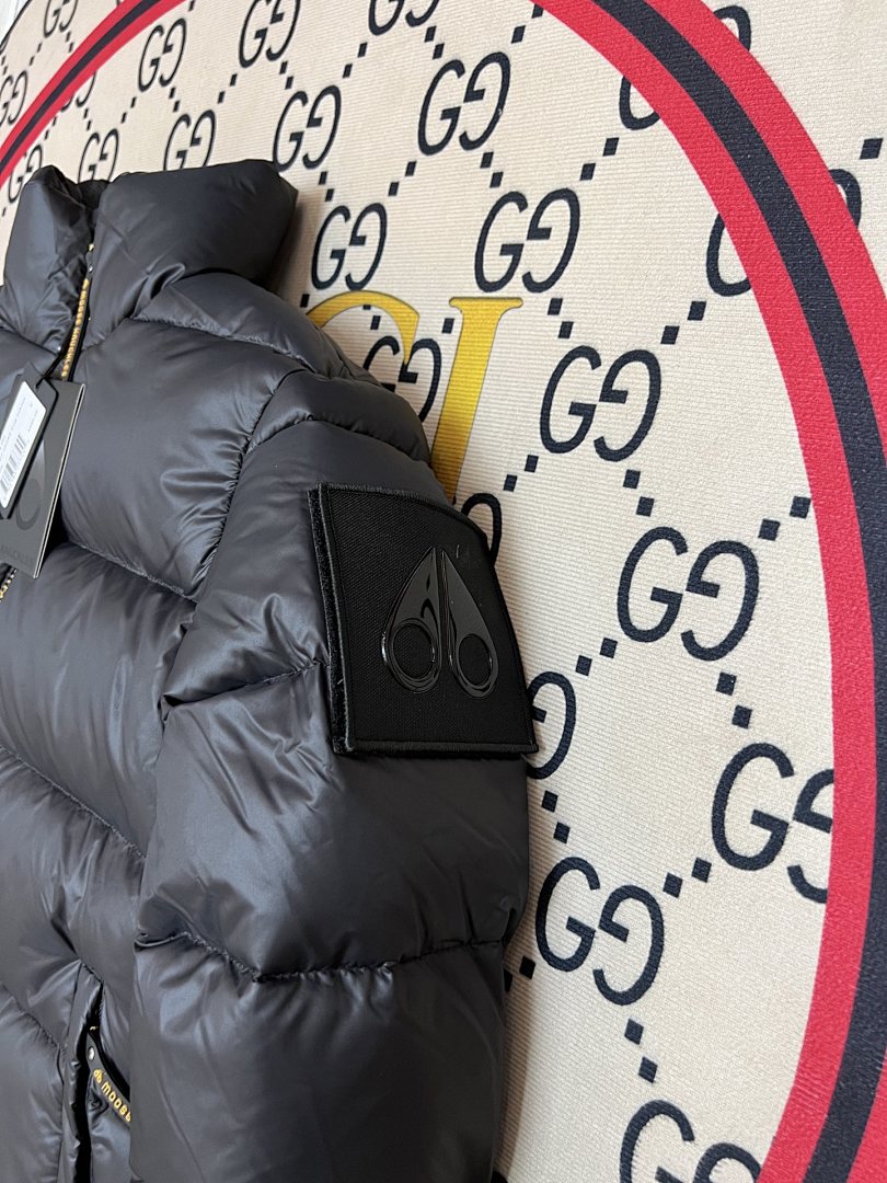 Moose Knuckles Black Stirling Puffer Down Jacket
