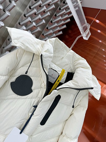 Moncler White Oversized-Baffle Hooded Short Down Jacket