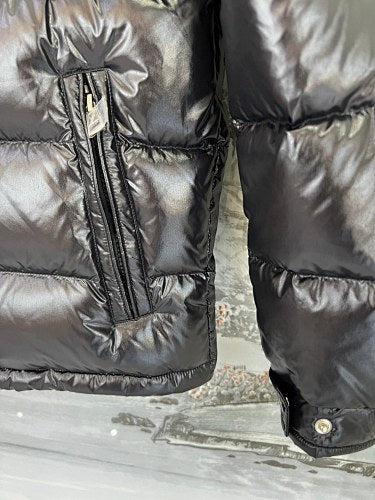 Moncler Black High-Gloss Hooded Short Down Jacket