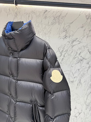Moncler Black Oversized-Baffle High-Gloss Short Down Jacket