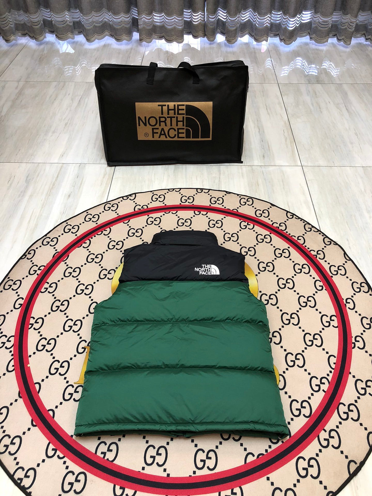 The North Face Forest Green 700 Fill Puffer Vest