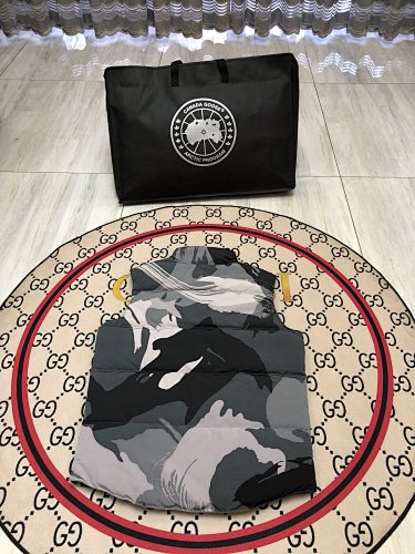 Canada Goose Grey Camo Down Puffer Vest