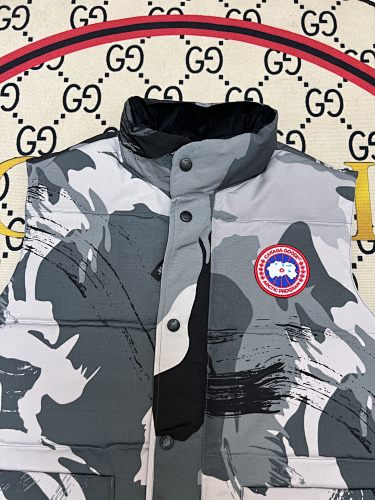 Canada Goose Grey Camo Down Puffer Vest